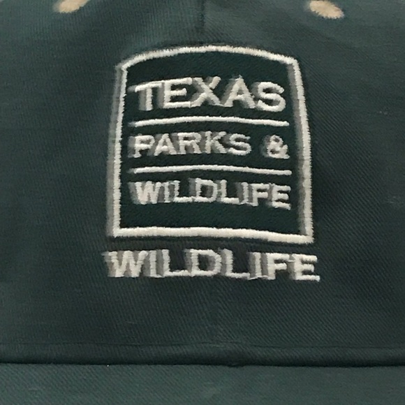 Cobra for Texas Parks & Wildlife Adjustable Green Tan Mesh Ball Cap - Picture 10 of 13